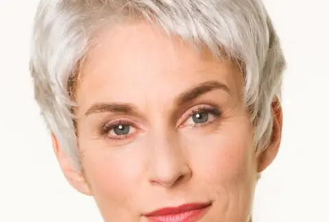 Moderne Kurzhaarfrisuren für Frauen
