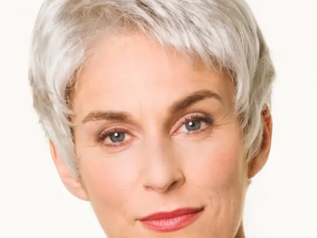 Moderne Kurzhaarfrisuren für Frauen